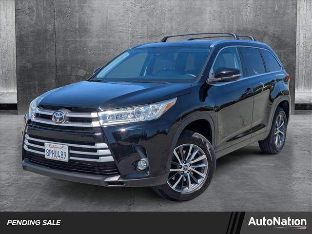 2019 Toyota Highlander XLE — SUV — 64,992 mi — Irvine, CA