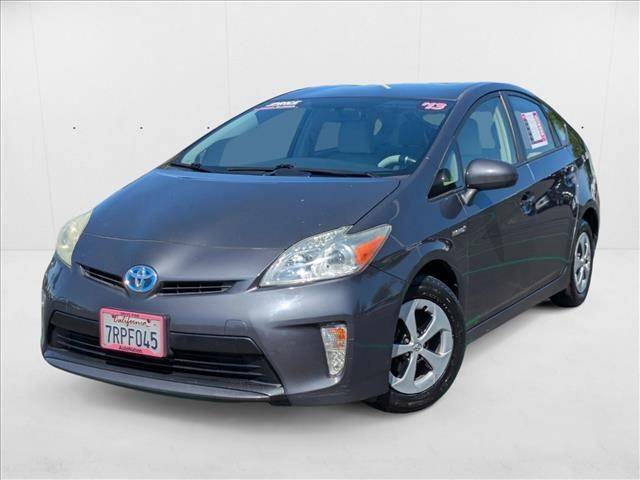 2013 Toyota Prius Three — Sedan — 136,304 mi — Irvine, CA