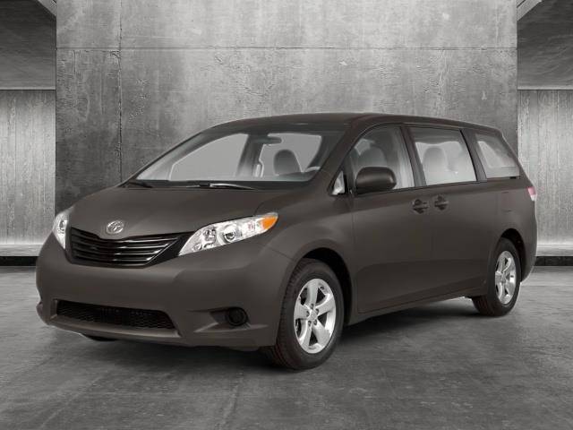 2011 Toyota Sienna LE — Minivan — 291,249 mi — Irvine, CA