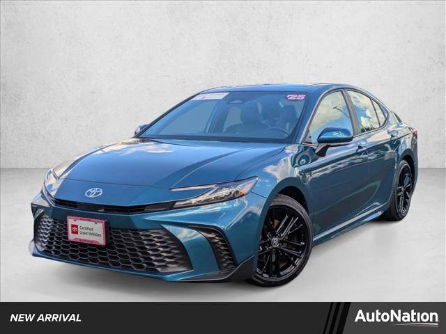 2025 Toyota Camry Hybrid SE — Sedan — 8,941 mi — Irvine, CA