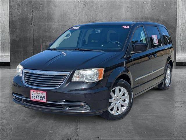 2014 Chrysler Town & Country Touring — Minivan — 108,942 mi — Irvine, CA