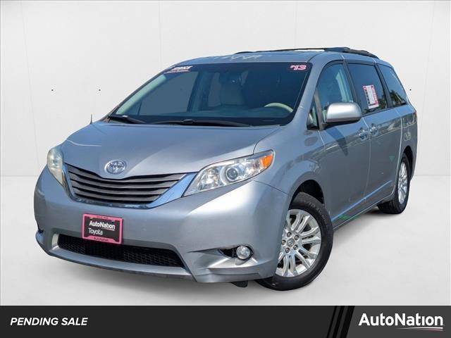 2013 Toyota Sienna XLE — Minivan — 138,127 mi — Irvine, CA