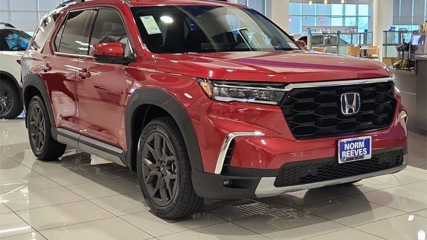 2024 Honda Pilot Touring — SUV — 4,092 mi — North Richland Hills, TX
