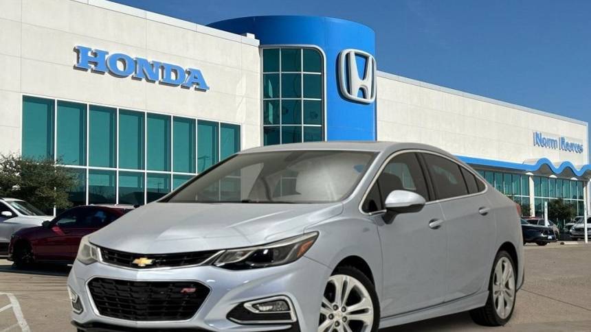 2017 Chevrolet Cruze Premier — Sedan — 61,903 mi — North Richland Hills, TX