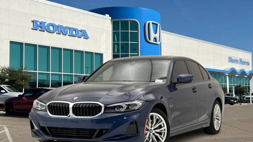 2023 BMW 3 Series 330e — Sedan — 31,065 mi — North Richland Hills, TX