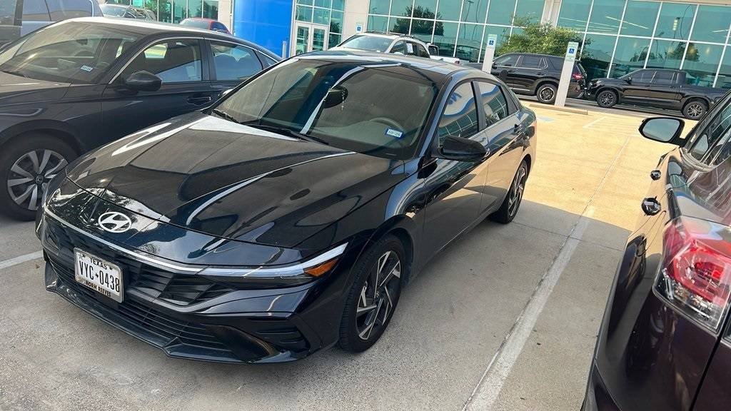 2024 Hyundai Elantra SEL — Sedan — 5,395 mi — North Richland Hills, TX