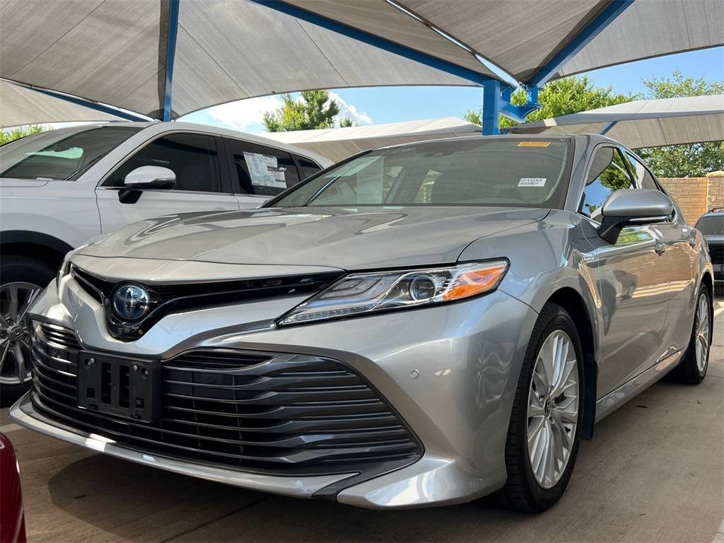 2020 Toyota Camry Hybrid XLE — Sedan — 42,186 mi — North Richland Hills, TX
