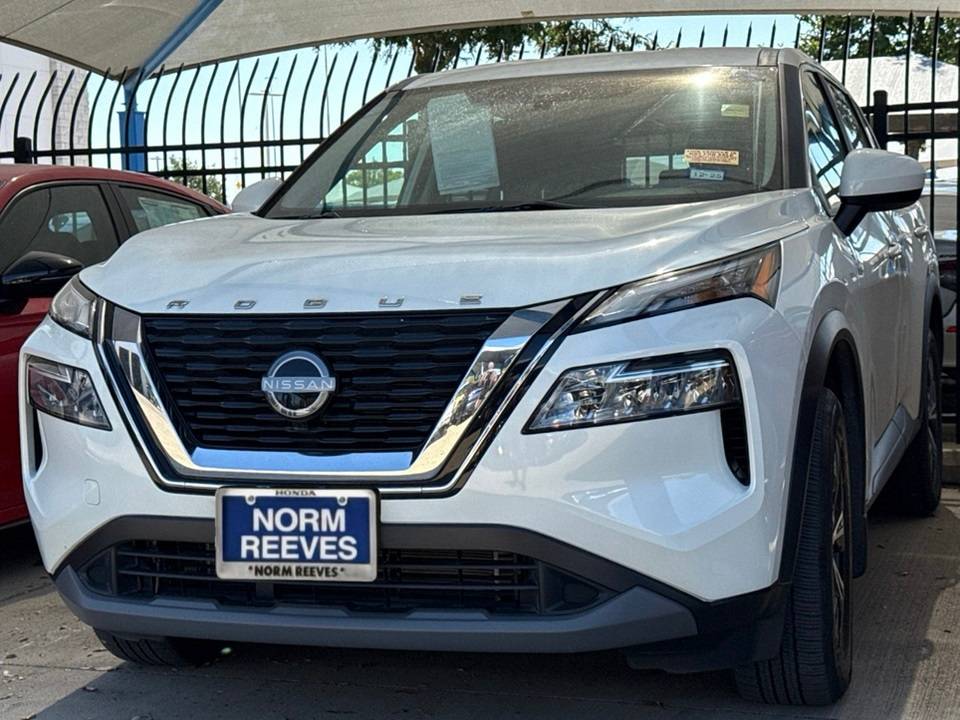 2023 Nissan Rogue SV — SUV — 8,663 mi — North Richland Hills, TX