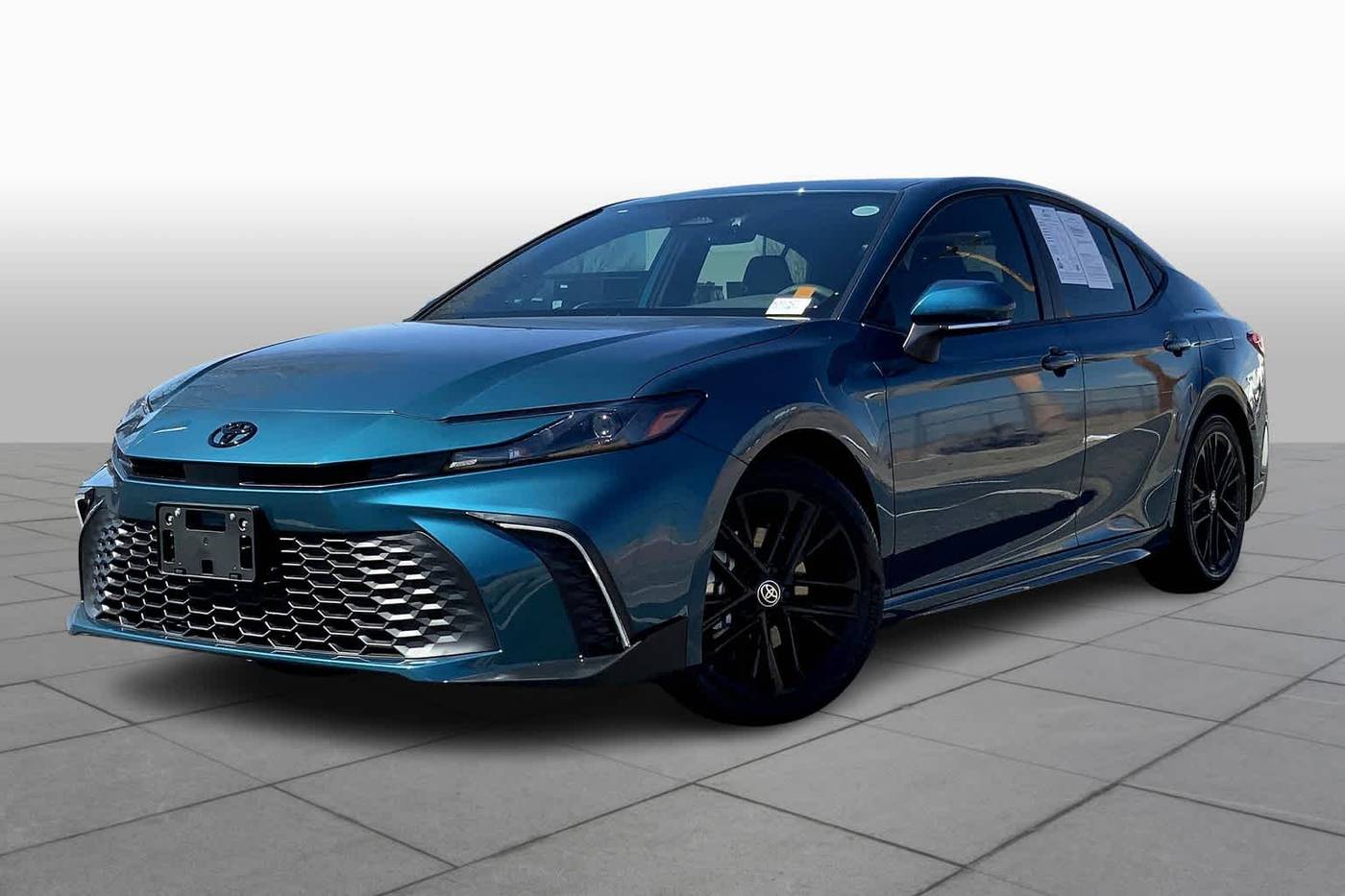 2025 Toyota Camry SE — Sedan — 15 mi — Albuquerque, NM