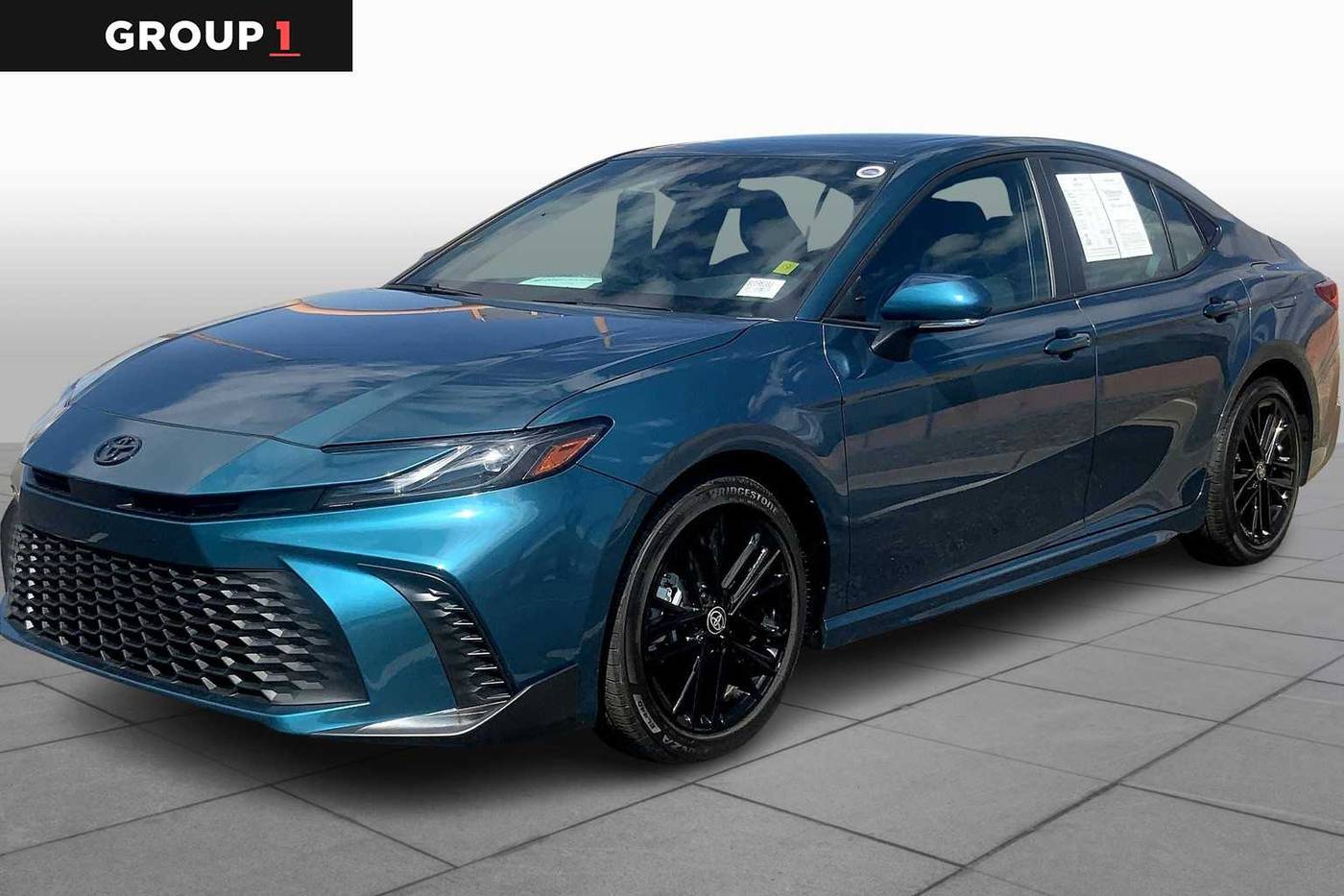 2025 Toyota Camry Hybrid SE — Sedan — 6 mi — Albuquerque, NM