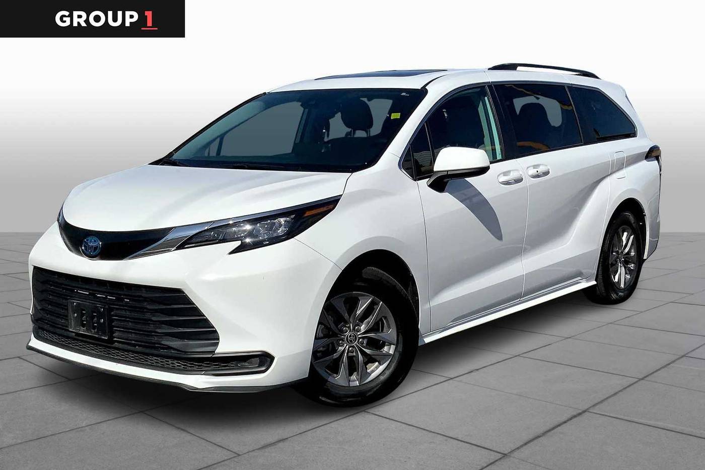 2024 Toyota Sienna LE — Minivan — 37,335 mi — Albuquerque, NM