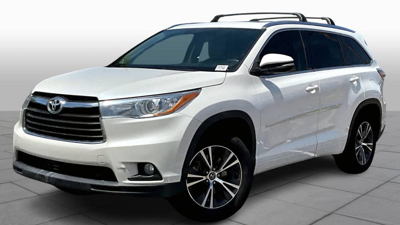 2016 Toyota Highlander XLE — SUV — 107,972 mi — Albuquerque, NM