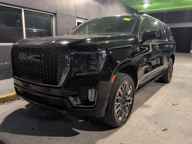 2023 GMC Yukon Denali Ultimate — SUV — 65,533 mi — Port Richey, FL