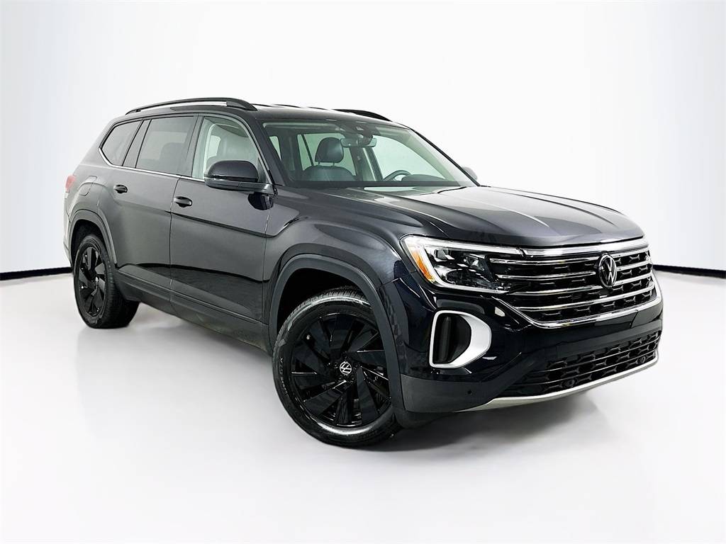 2024 Volkswagen Atlas SE with Technology — SUV — 22,116 mi — Martinez, GA