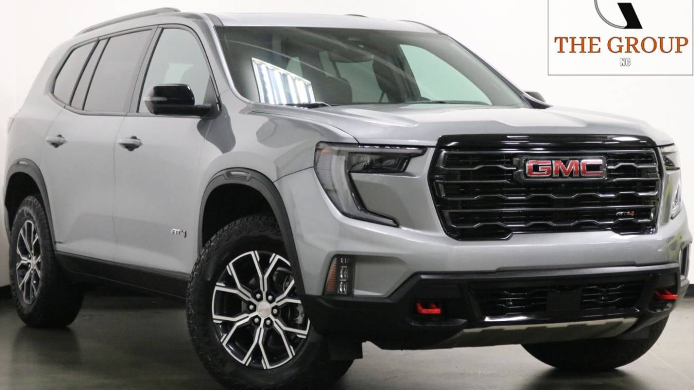 2024 GMC Acadia AT4