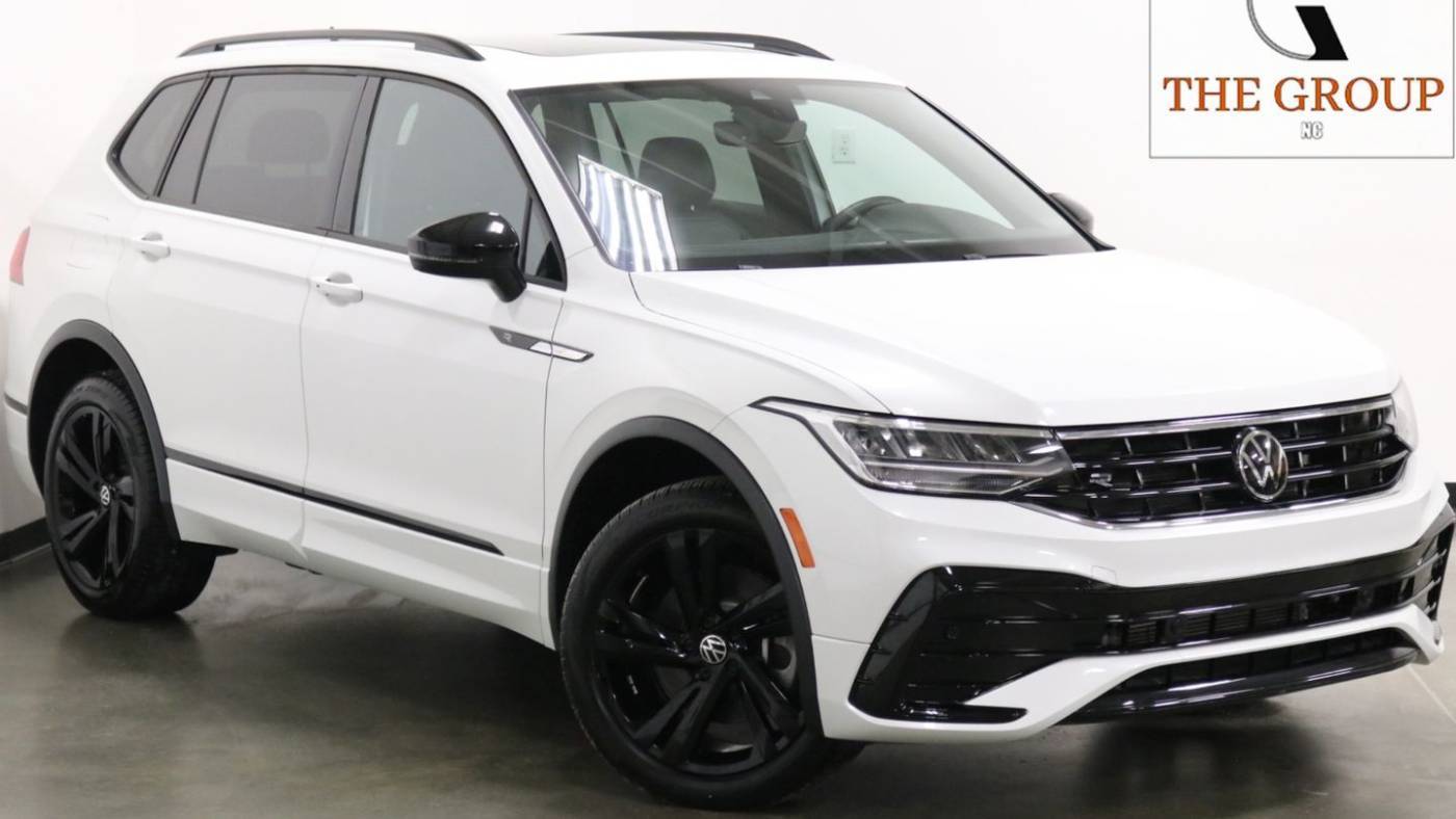 2023 Volkswagen Tiguan SE R-Line Black — SUV — 4,243 mi — Mooresville, NC