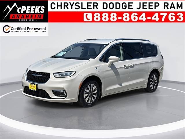 2021 Chrysler Pacifica Hybrid Touring L — Minivan — 70,022 mi — Anaheim, CA