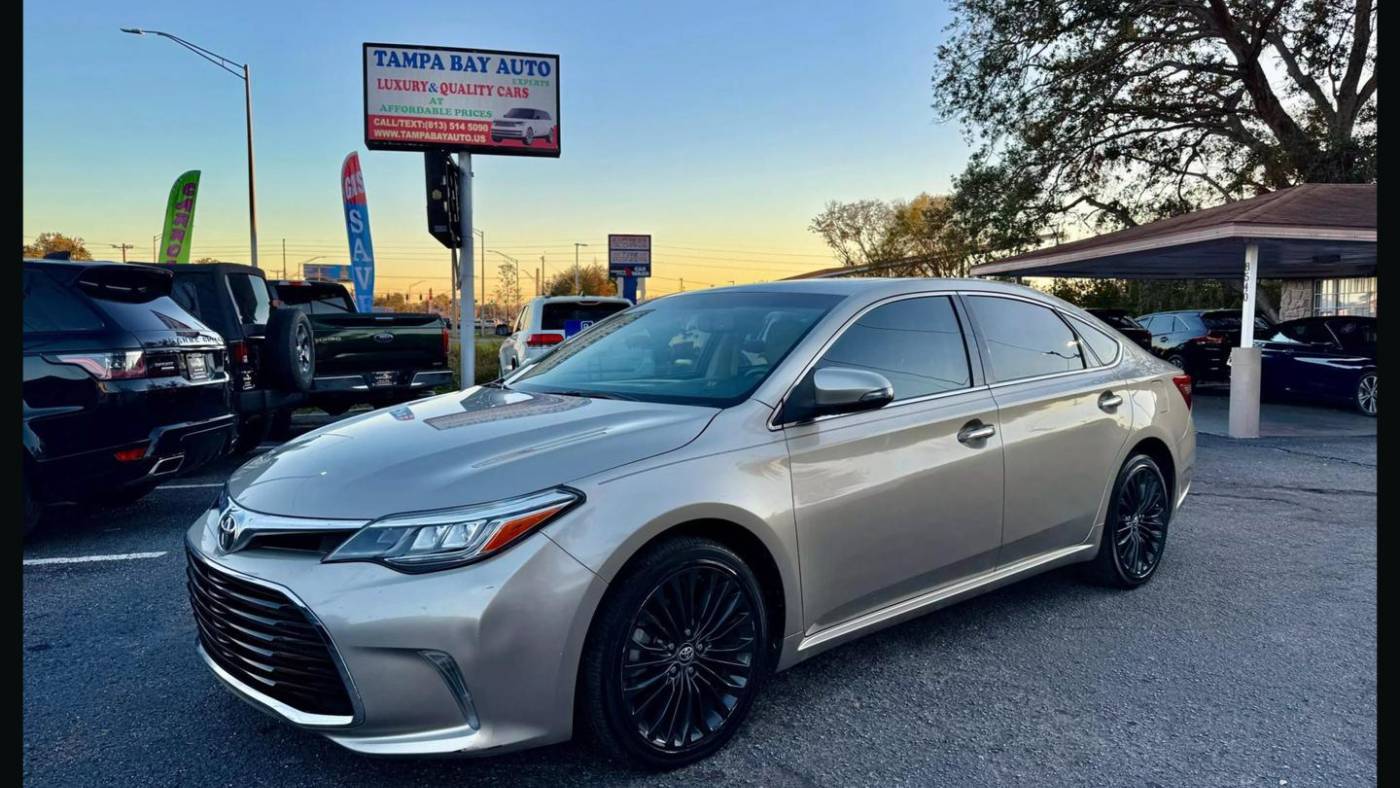 2016 Toyota Avalon XLE — Sedan — 28,363 mi — Tampa, FL