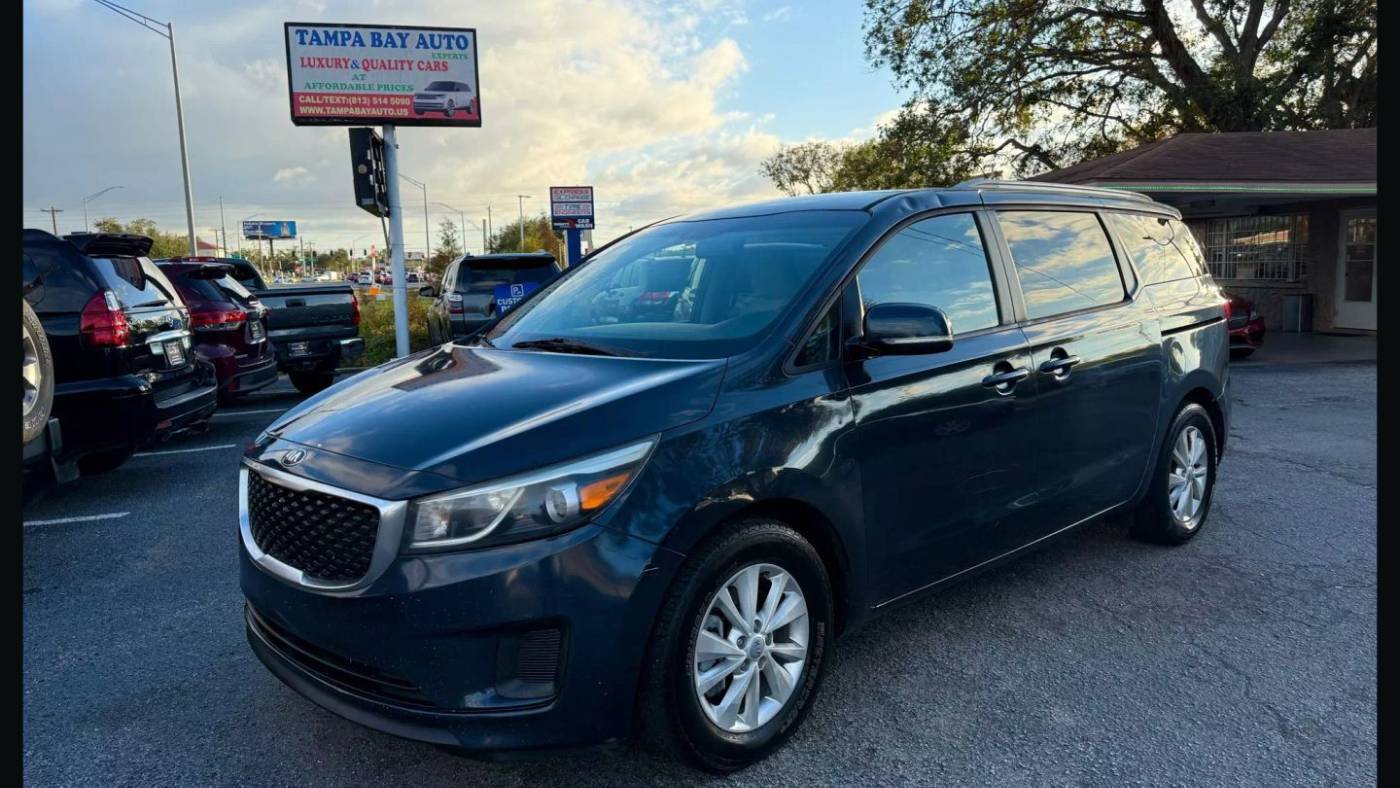 2016 Kia Sedona LX — Minivan — 101,144 mi — Tampa, FL