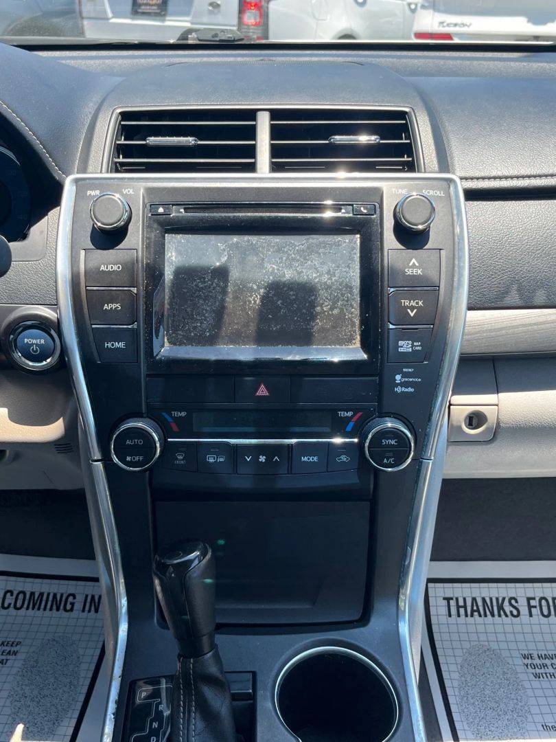 2015 Toyota Camry Hybrid LE — Sedan — 49,487 mi — Tampa, FL