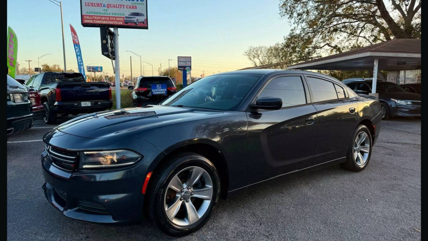 2016 Dodge Charger SE — Sedan — 72,480 mi — Tampa, FL