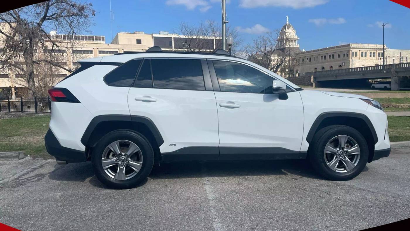 2023 Toyota RAV4 Hybrid XLE — SUV — 44,174 mi — Belton, TX