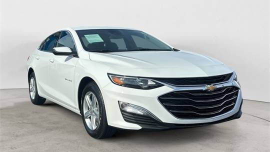 2024 Chevrolet Malibu LS — Sedan — 16 mi — Marshfield, MO