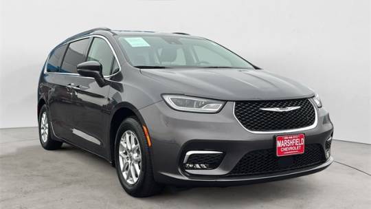 2022 Chrysler Pacifica Touring L — Minivan — 54,747 mi — Marshfield, MO
