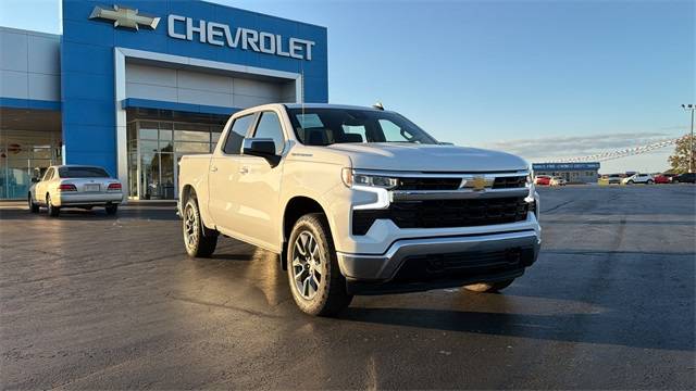 2023 Chevrolet Silverado 1500 LT — Pickup Truck — 24,737 mi — Marshfield, MO