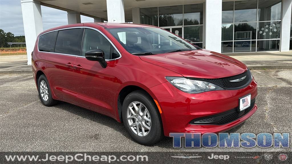 2026 Chrysler Voyager LX