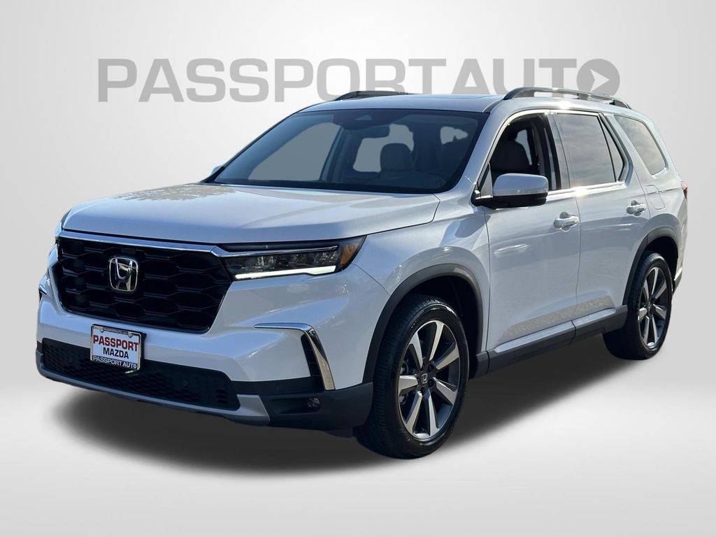 2025 Honda Pilot Touring — SUV — 1,431 mi — Suitland, MD