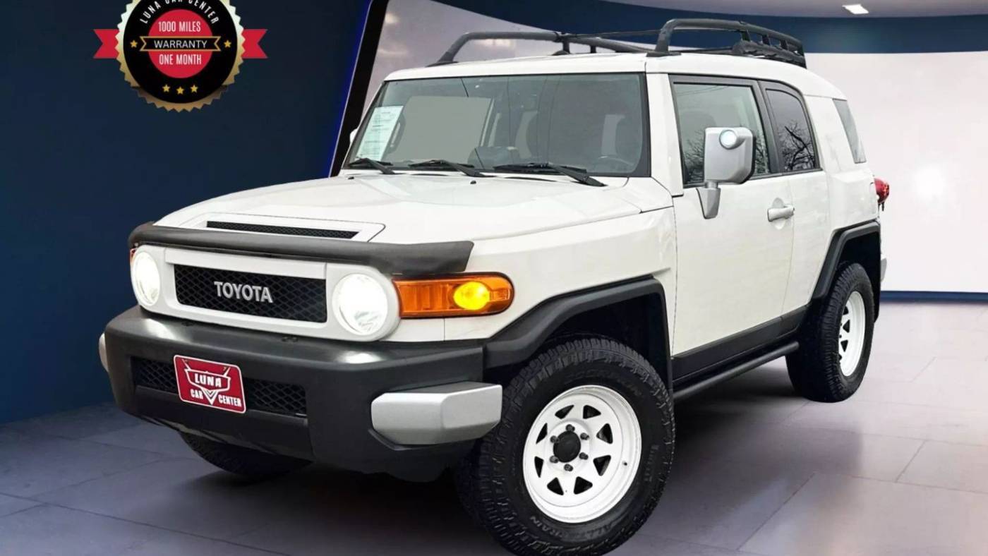 2012 Toyota FJ Cruiser Base — SUV — 125,811 mi — San Antonio, TX