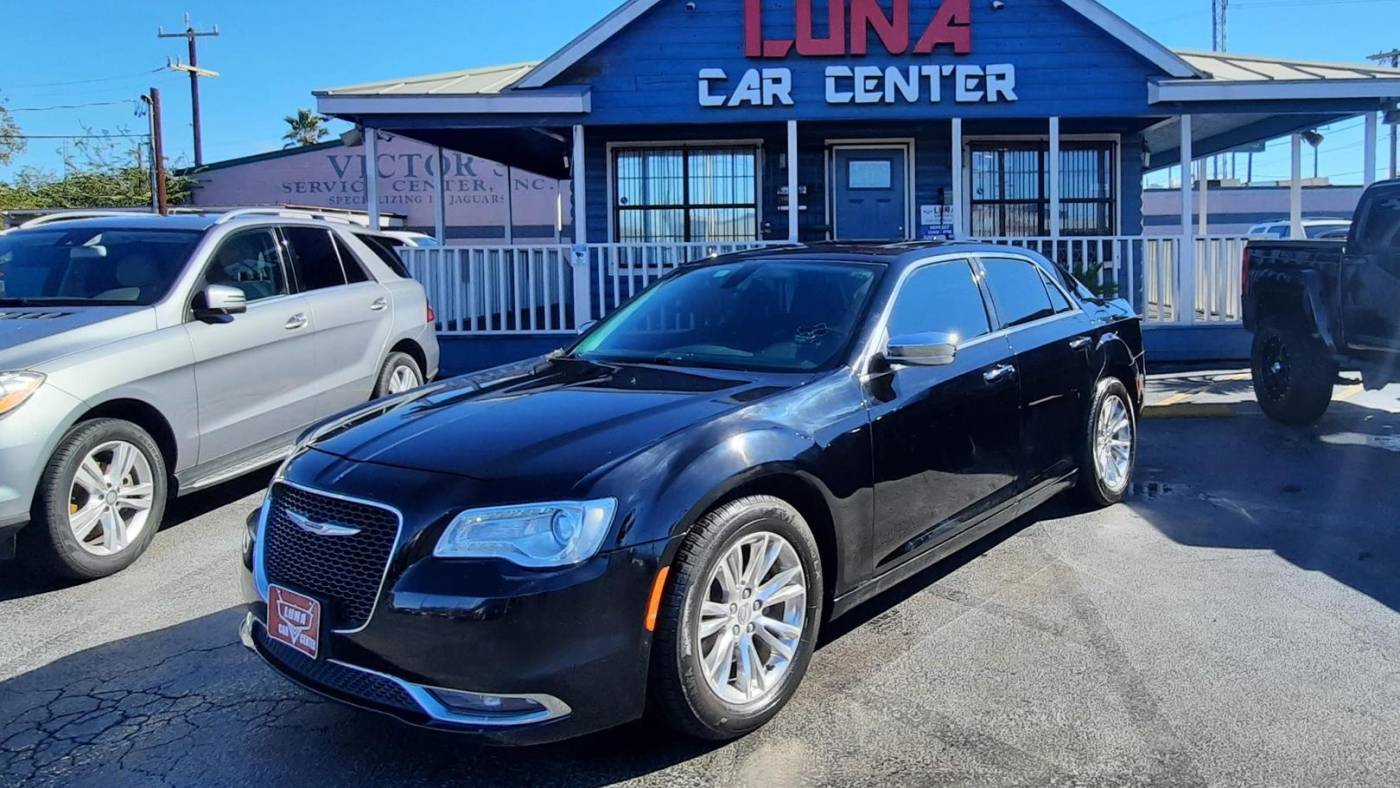 2016 Chrysler 300 C — Sedan — 113,144 mi — San Antonio, TX