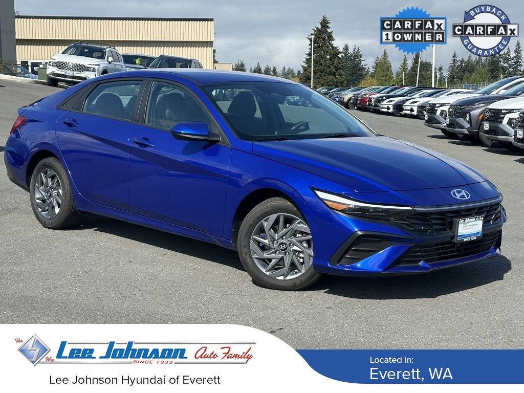 2024 Hyundai Elantra Hybrid Blue — Sedan — 5,851 mi — Everett, WA