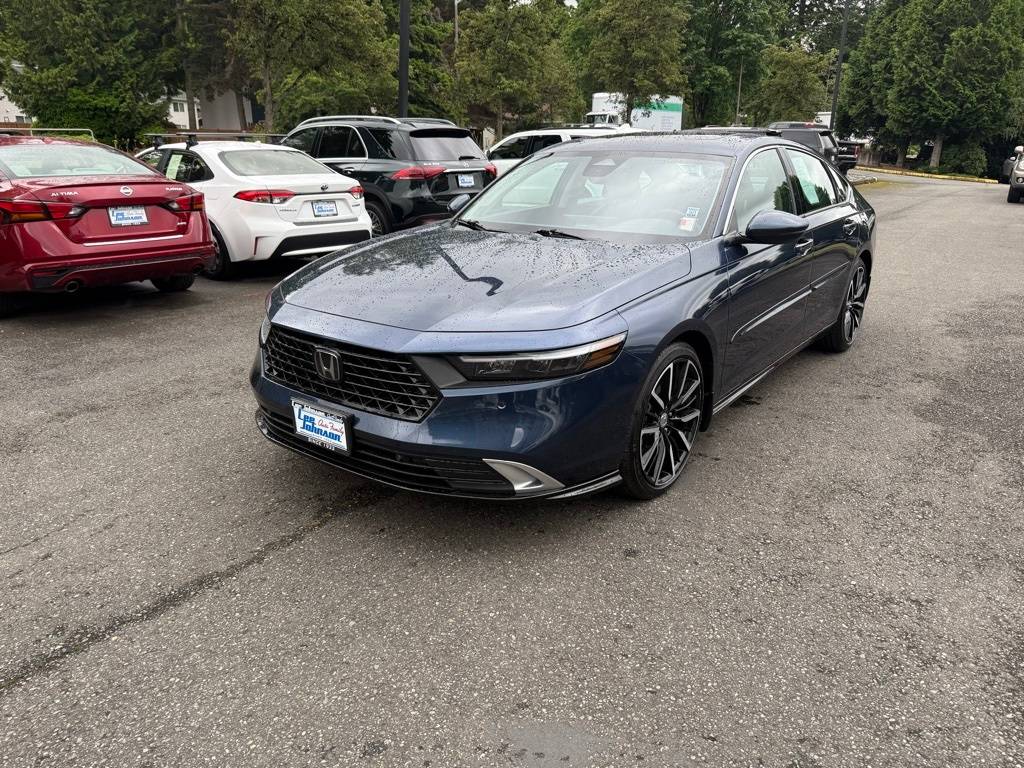 2023 Honda Accord Hybrid Touring — Sedan — 27,564 mi — Everett, WA
