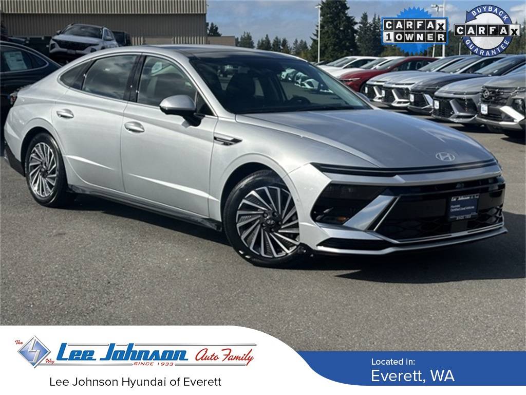 2024 Hyundai Sonata Hybrid Limited — Sedan — 4,692 mi — Everett, WA