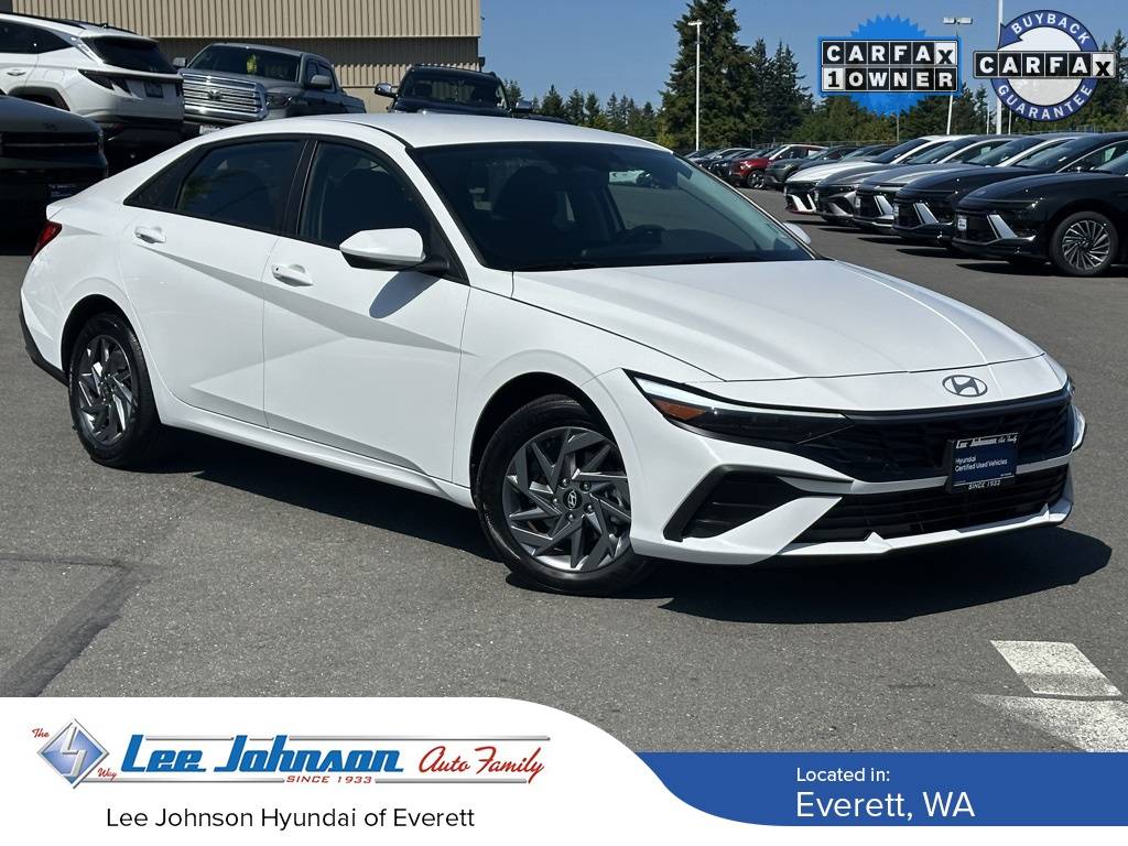 2024 Hyundai Elantra Hybrid Blue — Sedan — 5,002 mi — Everett, WA