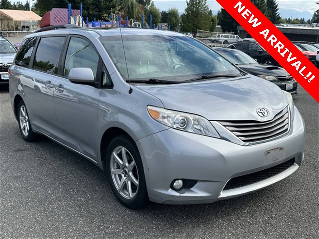 2014 Toyota Sienna XLE — Minivan — 125,821 mi — Everett, WA