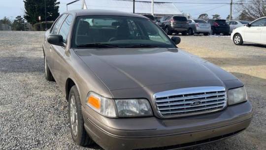 2004 Ford Police Interceptor Base w/3.27 Axle — Sedan — 87,768 mi — Highland Springs, VA