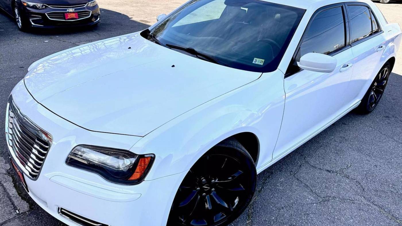 2014 Chrysler 300 S — Sedan — 95,521 mi — Richmond, VA
