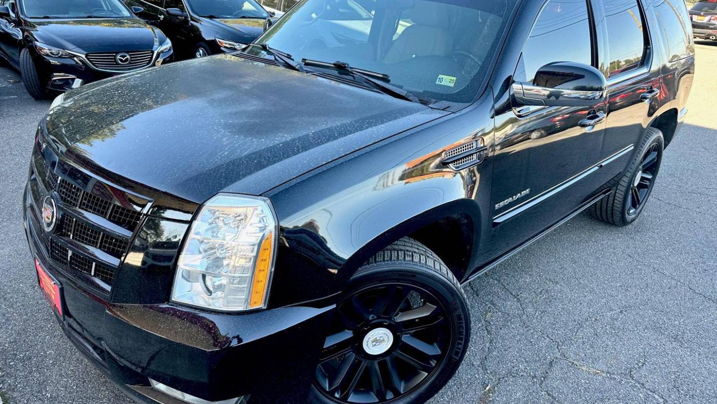 2012 Cadillac Escalade Premium — SUV — 152,428 mi — Richmond, VA