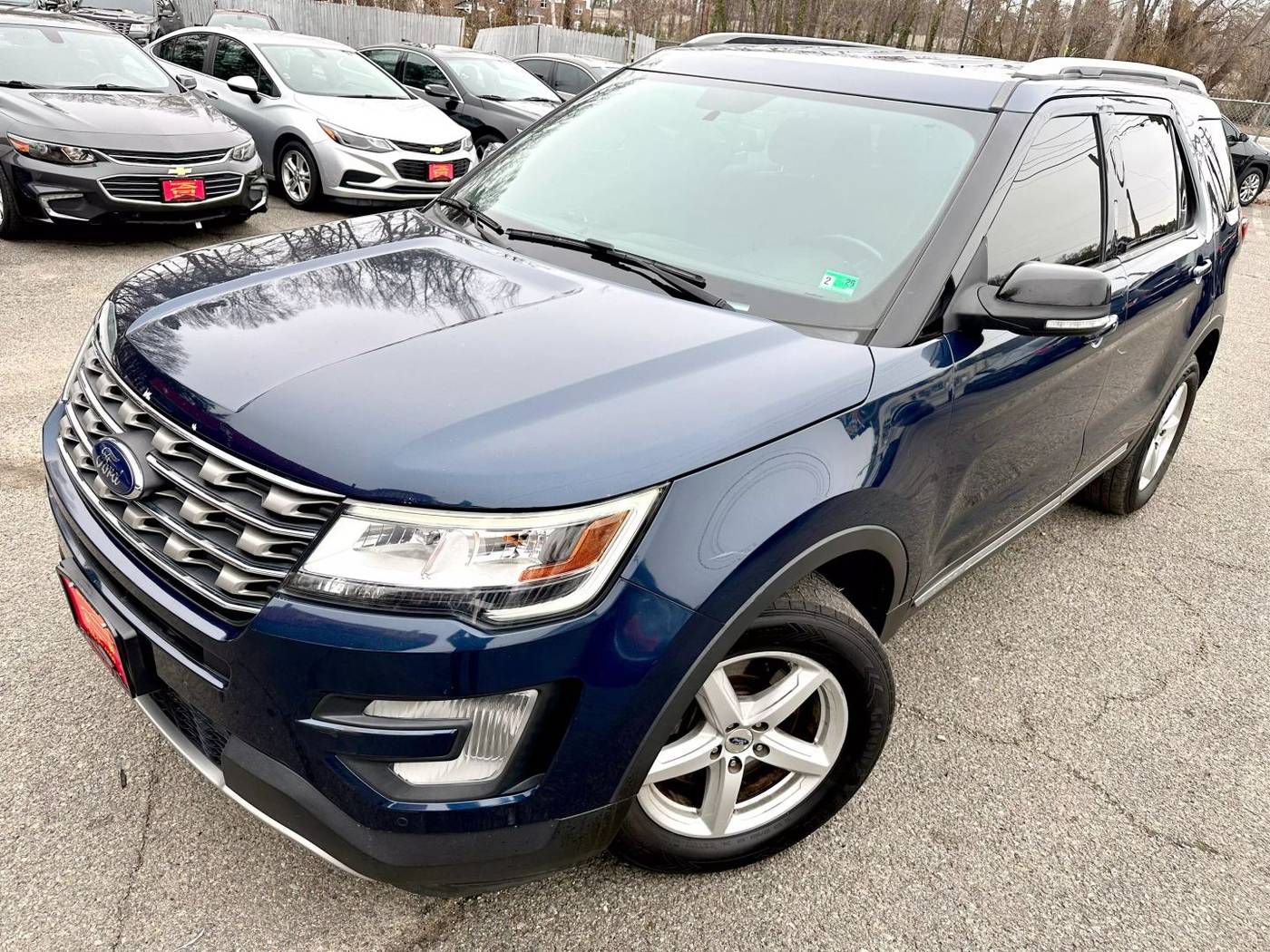 2017 Ford Explorer XLT — SUV — 142,030 mi — Richmond, VA