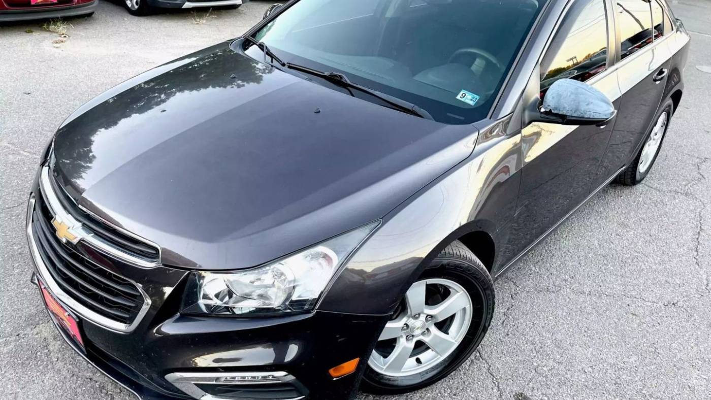 2015 Chevrolet Cruze 1LT — Sedan — 181,994 mi — Richmond, VA