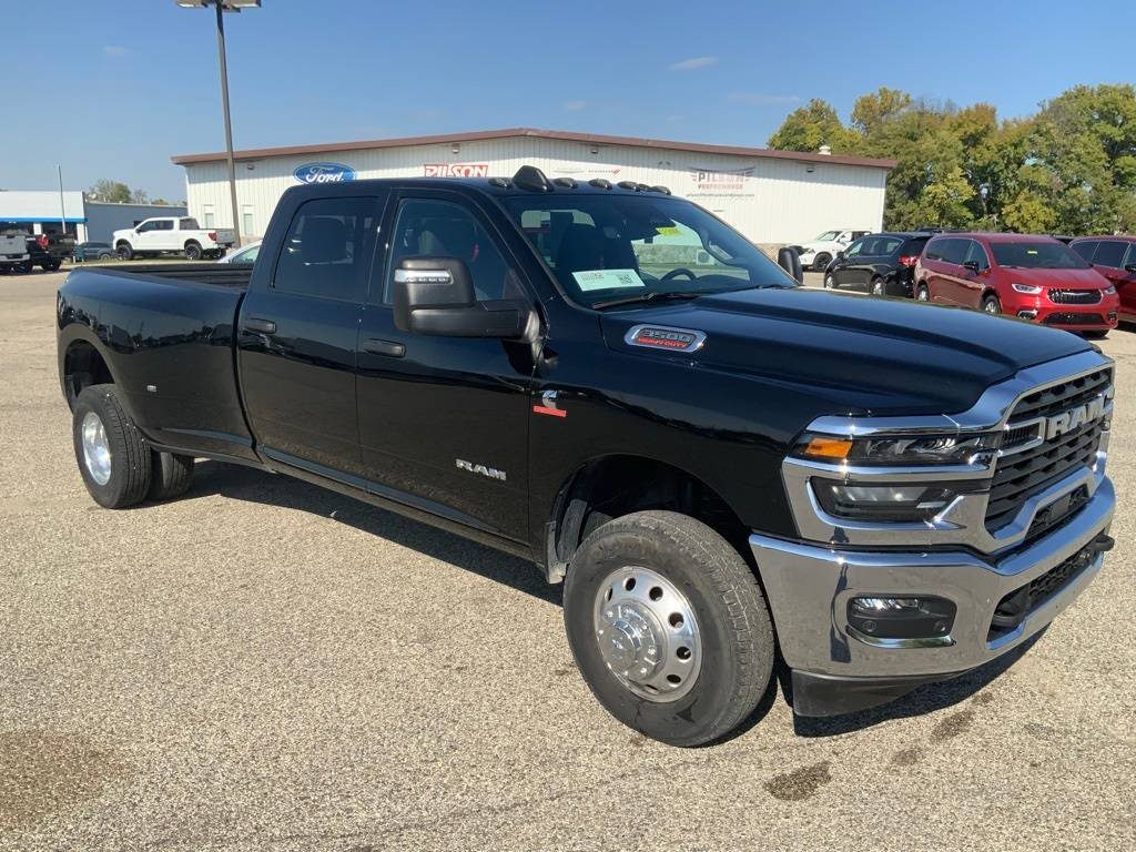 2025 Ram 3500 Big Horn — Pickup Truck — 4,500 mi — Clinton, IN
