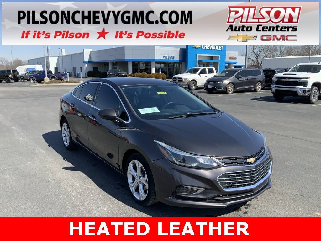 2017 Chevrolet Cruze Premier — Sedan — 137,188 mi — Clinton, IN