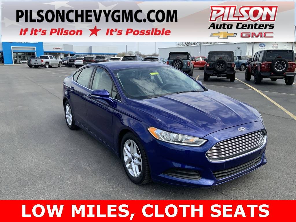 2016 Ford Fusion SE — Sedan — 70,825 mi — Clinton, IN