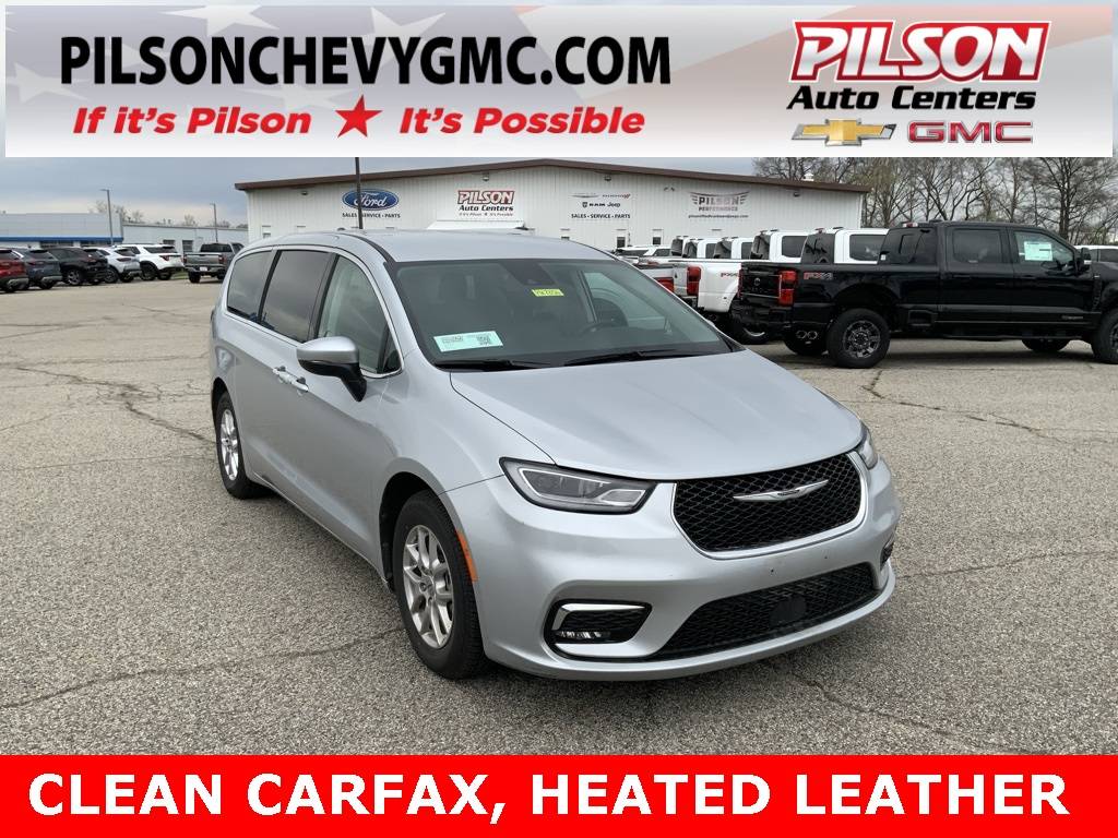2023 Chrysler Pacifica Touring L — Minivan — 65,786 mi — Clinton, IN