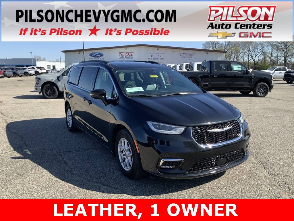 2022 Chrysler Pacifica Touring L — Minivan — 61,778 mi — Clinton, IN