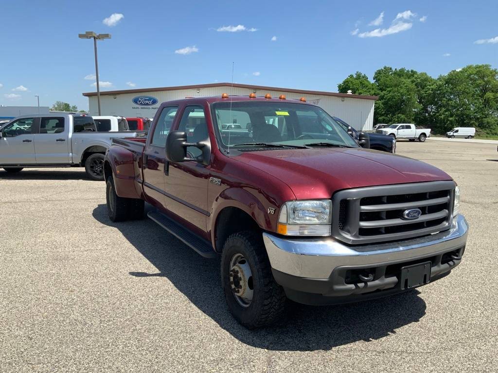 2004 Ford Super Duty F-350 XL — Pickup Truck — 97,298 mi — Clinton, IN