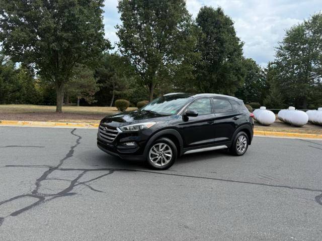 2017 Hyundai Tucson SE — SUV — 102,530 mi — Sterling, VA